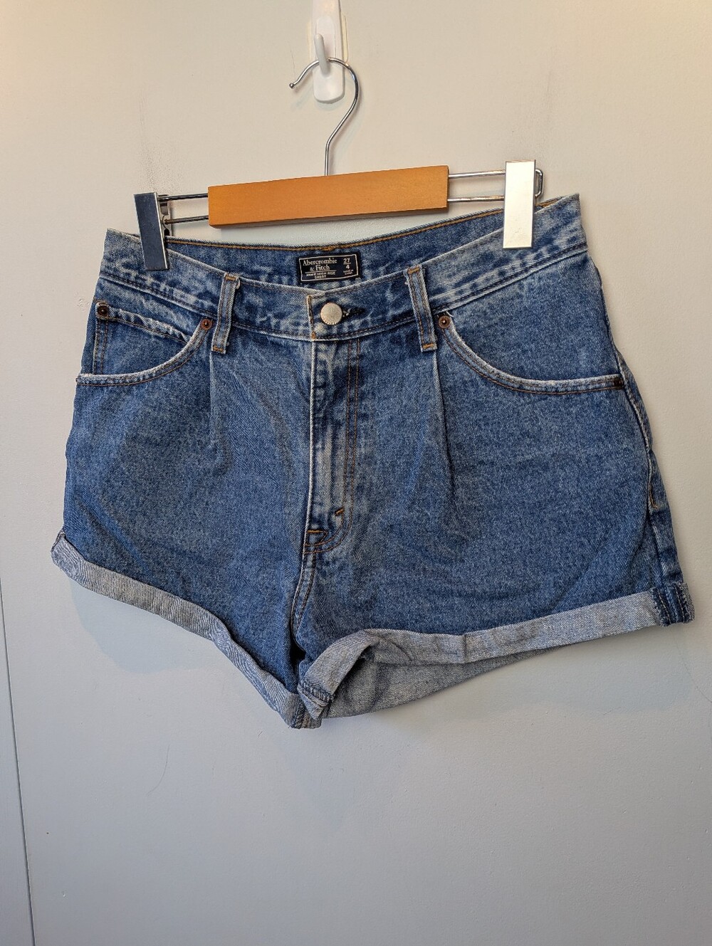 ABERCROMBIE & FITCH Annie High Rise Short Jeans Women Mini Lenght Size 27 Cotton